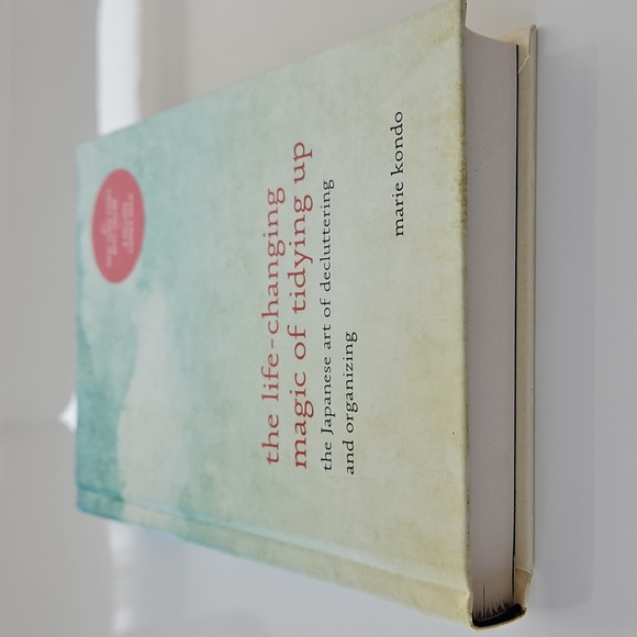 The Life Changing Magic Of Tidying Up by Marie Kondo - Picture 2 of 10
